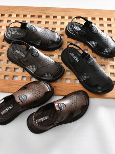 Leather Sandals Outdoor Slip-On Slippers Anti-Slip Beach Shoes Summer Casual Comfortable Breathable Flat Heel Daily Wear