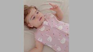 DAPANDA Newborn Sleeveless Baby Summer Sleeping Bag 4in1 Cotton Swaddle Bonnet & Mittens Gift Set