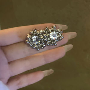 Fashionable Korean Style Beaded Ear Cuff No Piercing Required Versatile Elegant Design Alloy Material for Women Jewelry