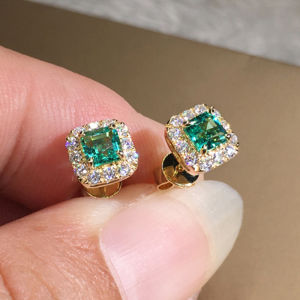 Huitan Eternity Green CZ Stud Earrings for Women Gold Color Luxury Bride Wedding Earrings Elegant Ear Accessories Party Jewelry