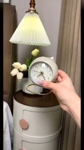 Nordic Retro Alarm Clock Digital Quartz Clock Home Ornament Portable Mute Clocks With Metal Stand For Bedroom Desktop Decor