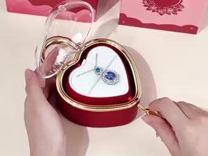 Heart-Shaped Padlock Preserved Rose Jewelry Box - Valentines Day Gift with Necklace Included Romantic Keepsake Container