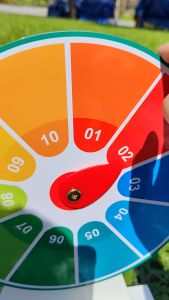 Vòng quay trúng thưởng diệu kỳ 25 cm 10 ô có thể viết bút lông lên làm quà trao giải giáo cụ dạy học và sự kiện