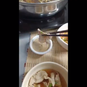 น้ำจิ้มชาบู รสงาคั่ว รสงาคั่วหม่าล่า น้ำจิ้มสุกี้ น้ำจิ้มปิ้งย่าง น้ำจิ้มหมูกระทะ ขนาด 800 - 850 กรัม ตรา เพียวฟู้ดส์