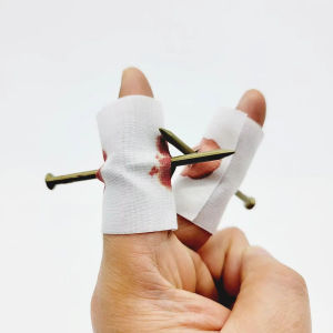 New Fake Nail Through Finger Prank Toy Kids Novelty Magic Friend Halloween Scare Trick Joke Toy Practical Fool Jokes Gags
