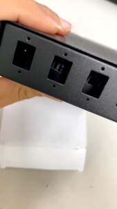 กล่องเเยกสายไฟเบอร์ออฟติก 8 กรณี SC/LC ดูแฏ 8 ประกัน SC/UPC รุ่น ODF