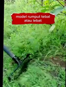 Cangkul Rumput Gulma / koret rumput liar dari bahan selendang gergaji Baja Asli dijamin tajam