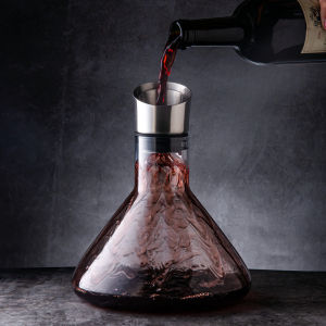 Elegant Waterfall Style Crystal Glass Decanter for Fast Wine Filtration