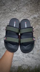 Sandal Pria Selop Fullblack: Nyaman, Elegan & Tahan Lama