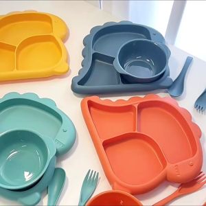 Dinosaur Set Dishes Kids Dinner Baby Feeding Plate Training Bowl Spoon Fork Set Makan kanak Childrens Separated Tableware Set Wheat Straw Dinner Plate Student Breakfast Plate Baby Plate bowl