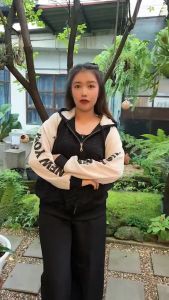 เสื้อกันหนาวนิวยอร์ก เสื้อคลุมแขนยาว แต่งแขนงานพิมพ์ลาย