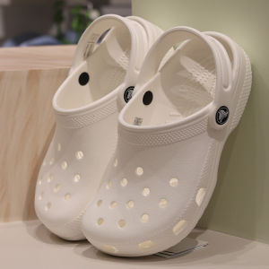 Crocs | Classic Beach Sandals