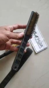 Sikat Kawat Kuningan: Pembersih Karat & Lumut Serbaguna