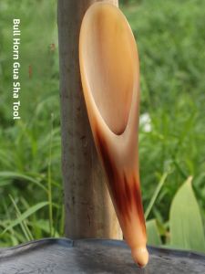 Natural White Tibetan Buffalo Horn Material Gua Sha Massage Board Tea Spoon Hollow Foot Bottom Stick Full Body Manual Beauty Tool