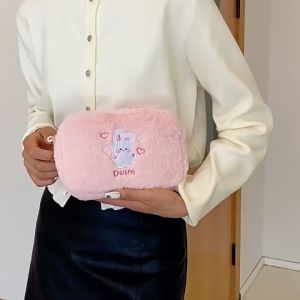 Pouch Makeup Bahan Bulu Motif Teddy Bear