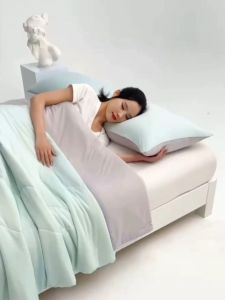 DREAMLUX Ice Silk Cooling Quilt Summer Aircon Blanket Soft & Skin-Friendly Comforter Selimut Sejuk