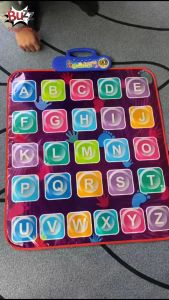 Mainan Edukasi Anak LOL Suprise Alphabet Mat Dancing Challenge