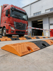 XINWANHUANG | Speed Limiting Durable for Heavy Trucks Cushioning Cast Steel Speed Bump