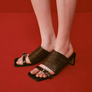 Oiled Leather Split Toe Chunky Heel Mule Shoes