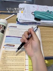 Mainan Pulpen Sengat Listrik Membuat Lelucon Nakal