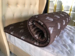 ที่นอนท็อปเปอร์ Topper ยางพารา กระเป๋าที่นอน 3.5 ฟูกรอง 2 นิ้ว หนา 1 นู้ ไม่ยุบตัว น้ำหนักเบา