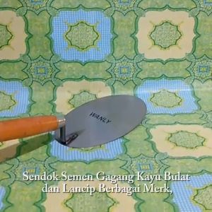 Sendok Semen Gagang Kayu Berbagai Ukuran Dan Merk