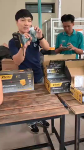 KANTO บล็อคแบตเตอรี่ไร้สาย 20 V (350 Nm.) 2 in 1 รุ่น KT-POWER-Z4 (แบตเตอรี่ 2 Ah. 1 ก้อน ที่ชาร์จ 1 เส้น+อุปกรณ์ ครบชุด )