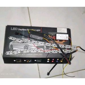 DRL lampu alis cristal mobil cristal meteor 8W running sein flowing gerak 2pcs