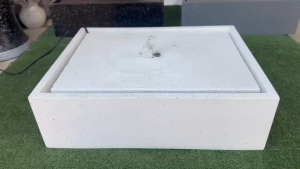 A1002น้ำพุฮวงจุ้ยสีขาว น้ำล้นทรงเรียบ ได้ยกชุดมีปั๊ม