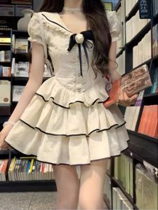 Váy Ngắn Tay Cổ Thuyền Phong Cách Đại Học Ngọt Ngào Mùa Hè Cho Nữ Váy Công Chúa Xếp Ly Cạp Cao Váy Ngắn