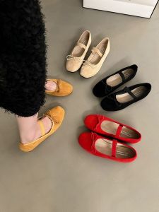 รองเท้าบัลเล่ต์ส้นแบนสีดำ Mary Janes สไตล์ฝรั่งเศส รองเท้าบัลเล่ต์สีแดง รองเท้าผีเสื้อสุดหรู รองเท้าแฟชั่นฤดูใบไม้ผลิและฤดูใบไม้ร่วง