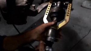 Universal 9 Holes Car Transmission Drive Shaft CV Joint Puller Propshaft Separator Splitter Removal Tools