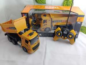 mainan mobil remote kontrol Rc dump truk tanah 6 fungsi baterai cas LED