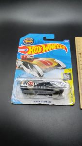 รถซานตาคลอส Hot Wheels Diecast รถเด็กเล่น ของเล่น ของขวัญ ปีใหม่ ROCKIN SANTA รถเลื่อนโลหะ Diecast Car 2018 MATTLE