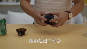 ตู้ทำฟองเบียร์แบบพกพา 2-in-1 เครื่องทำฟองสำหรับบาร์ที่บ้าน ของขวัญวันเกิด คริสต์มาส และตรุษจีน