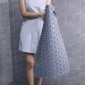 แผ่นกันลื่นห้องน้ำ แผ่นกันลื่น กันความชื้น PVC กันลื่น แผ่นกันลื่นผู้สูงอายุและเด็ก สี่เหลี่ยมธรรมดา ทนทาน