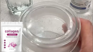 Collagen anti-wrinkle mask for anti-aging reducing fine lines firming skin moisturizing and brightening