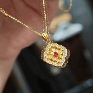 Young Chinese Vintage Lotus Pendant Necklace Womens Gold Plated Sand Gold Craft Diamond Embedded Red Corundum Clavicle Chain