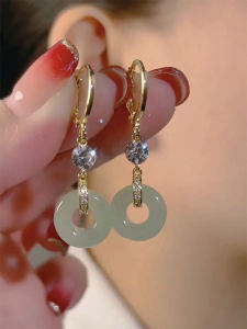 New Arrival Chinese Ancient Style Peace Buckle Imitation Jade Earrings Elegant Long Wild Ear Clip Eardrops Retro Court Accessible Luxury Earrings for Women