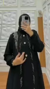 Nayraa Dress Elegan Kondangan Bahan Cerutty baby doll Mix Bordir Aplikasi swarovski Gamis Cantik Lebaran Terbaru