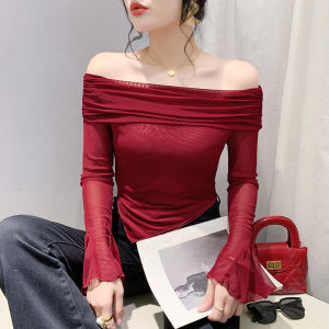 Yimei Sản phẩm mới chữ cổ áo hở vai áo nhỏ đỏ phiên bản Hàn Quốc giảm béo và giảm béo cay cô gái áo không đều Lưới Tay áo dài T-Shirt cho phụ nữ
