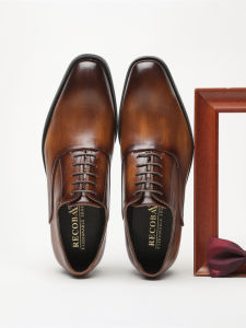 New 2025 Pointed Toe British Style Business Formal Leather Shoes Mens Buckle Casual Gentleman Office Wedding Oxford Shoes