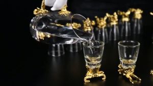 Bộ Ly Rượu 12 Con Giáp mạ vàng 18k – Bộ Ly Uống Rượu 12 con giáp