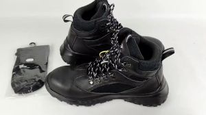 Sepatu Pria Outdoor: Tips & Rekomendasi