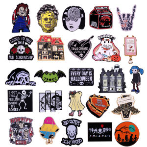 เข็มกลัดโลหะลายหนังสยองขวัญคุณภาพสูง ลายหัวกะโหลก ผี พังก์ ของตกแต่ง เครื่องประดับ ของขวัญ ขายส่ง