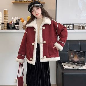 เสื้อแจ็คเก็ตผ้าขนสัตว์หนาสำหรับเด็กผู้หญิงฤดูใบไม้ร่วง/ฤดูหนาว สีแดง เสื้อคลุมกันหนาวแบบสวมหัว ปกขนสัตว์ ผ้าขนแกะ ทรงหลวม แขนยาว