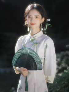 Young Style Improved Cheongsam New Chinese Dress Sleeveless Daily Wear Artistic Long Qipao round Collar Low Slit Floral Pattern