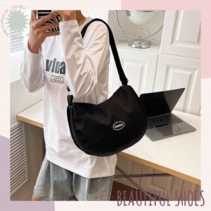 QZshop กระแสแรง กระเป๋าสะพายไหล่แฟชั่น รุ่นนี้ดีไซน์สวย ทนทาน เช็ดล้างทำความสะอาดง่าย พกพาง่าย สะดวกกับการเดินทาง เรียบแก่โก้ น้อยแต่มากสุดๆ จัดเลยย