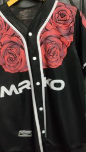 Kaos Baseball MRKO 065 Motif Bunga Mawar Bahan Lotto Keren