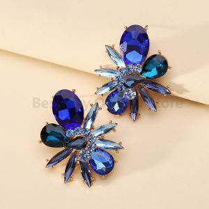 Fashion Flower Decor Gorgeous Stud Earrings For Women Bohemian Vintage Geometric Exaggerated Accessories Luxury Design Jewelry